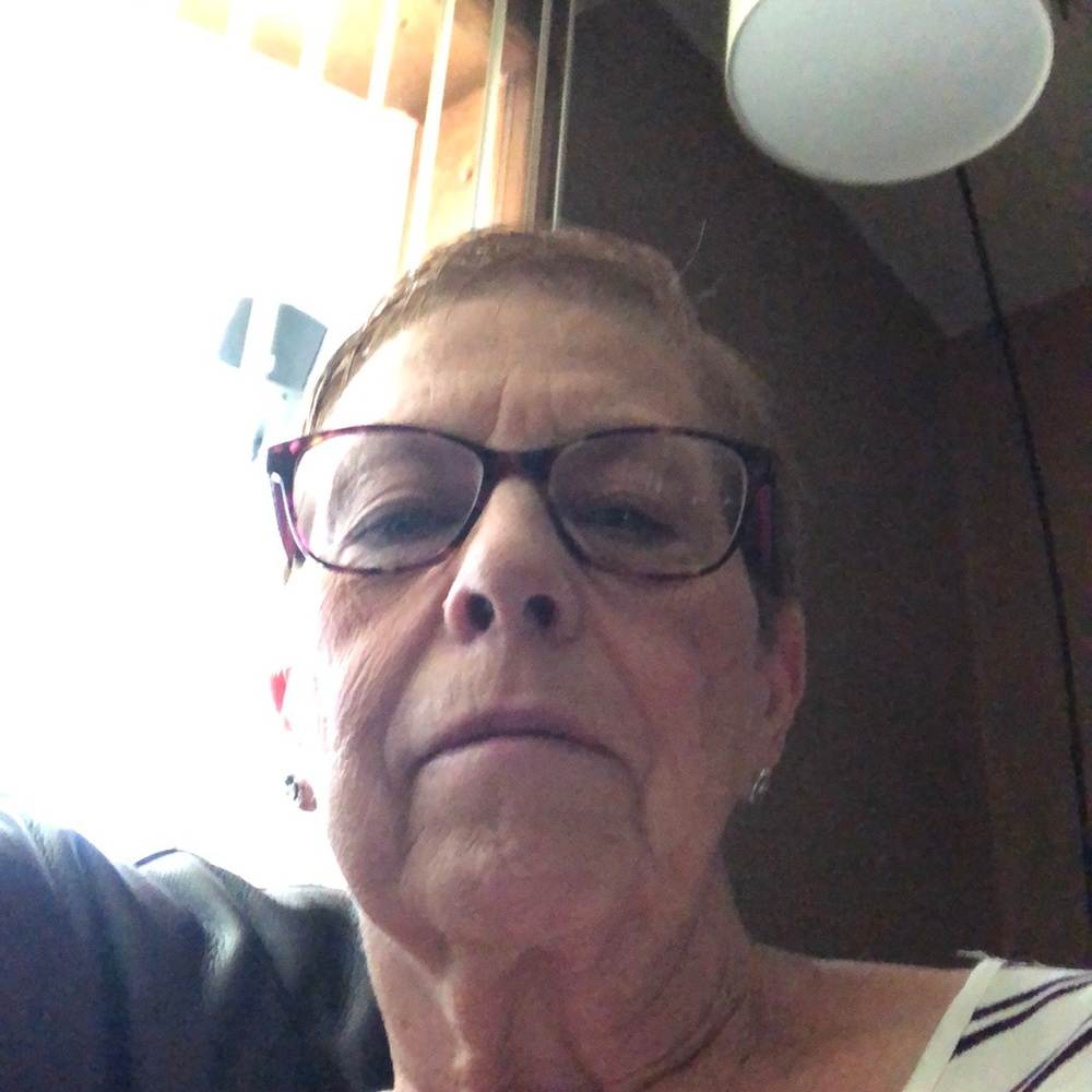 Meet your Posher, Gayle